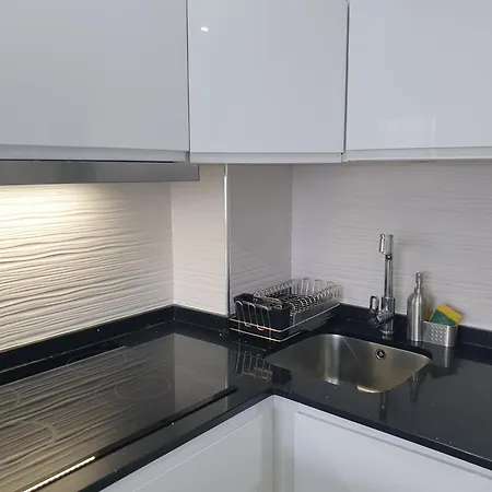 Cozy Near The - Perfect For Families And Friends Appartement *